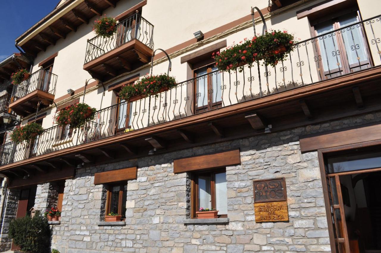 Apartamentos El Rincon De Andrea II Biescas  Exteriör bild